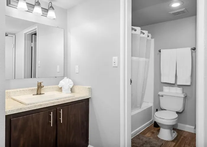 Apartament Stylish 2br Near Asu Featuring Pool Grill & Parking Tempe